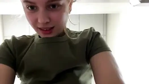 Double penetrating in the public gym with jucielussie