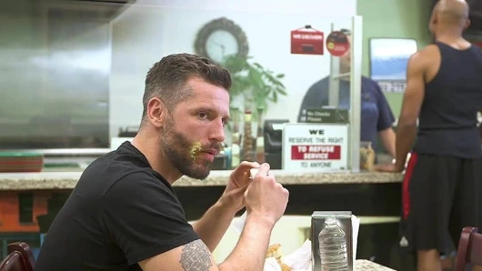 Teencurves - bu horoz etli sandviçi ye