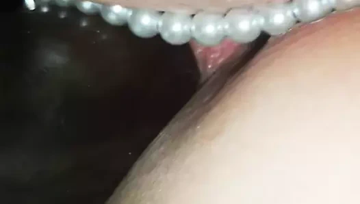 Yeni dantel külot denemek