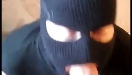 maskeli boşalmak yiyici