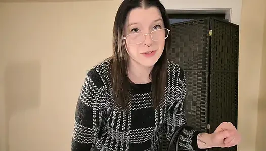 Üvey anne seni evde karşılıyor