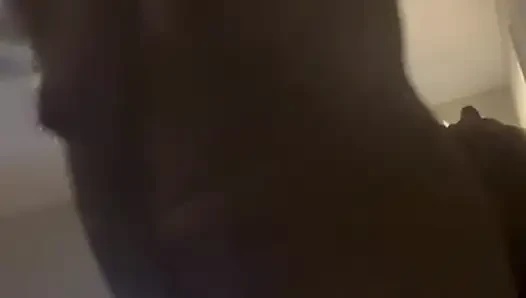 Aman tanrım! Gerçekten bir yarağa ihtiyacım var.