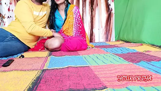 Kocası turdayken en iyi Hint xxx fuck.