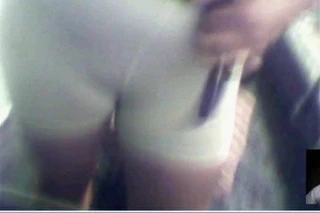 Brezilya olgun kadın nina oynama ona kedi üzerinde tozluk