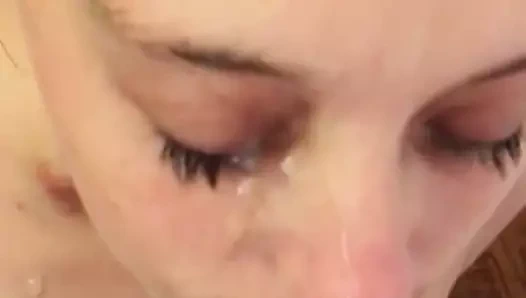 genç fahişe emme benim adım daddydick