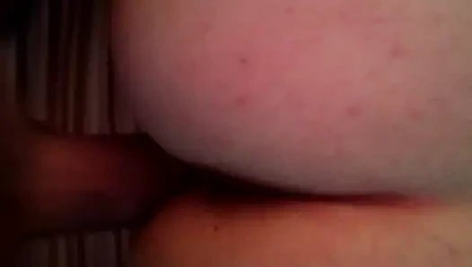 Komsinica 22 godine, 22 yıllık komşu