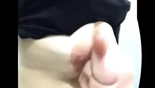 Büyük meme uçları