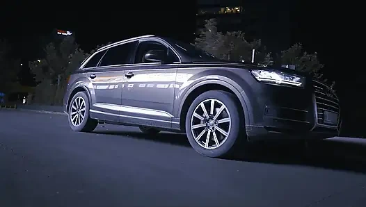 Sarışın Bomba Amcığı Sikiyor Ve Yarağı Çılgınca Gırtlağına Kadar Alıyor