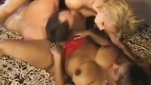 Karısı sikilirken kocası onları izliyor