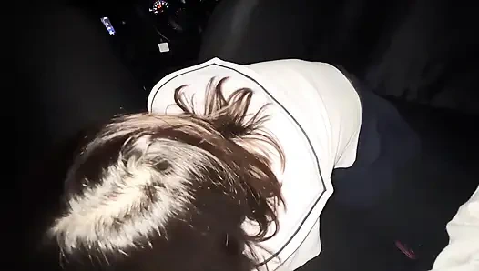 Cezai seviye!18 yaşındaki Japon kız üniformalı yaz gecesi arabada seks! Yoğun ham dölleme ve çığlık atma.