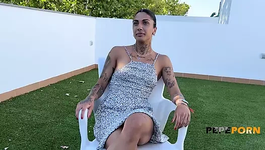 2 amatör çaylak nasıl sikişeceğini öğrenecek: onlara göster Valeria!