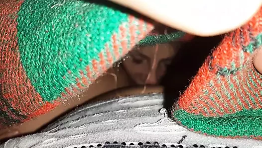 Utangaç üvey kızım battaniyenin altında amımı yalıyor - lesbian-candys