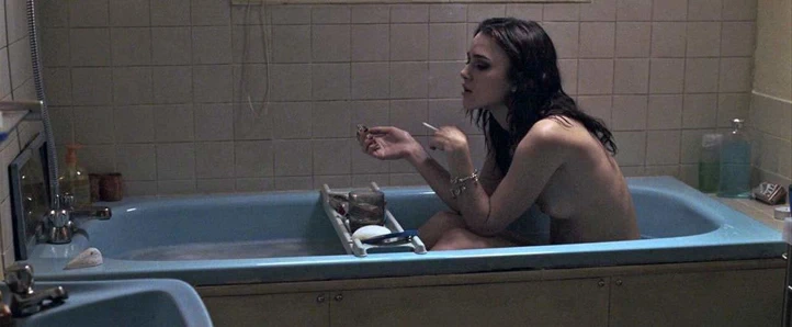 Keira knightley üstsüz sahnesi scandalplanet.com'da