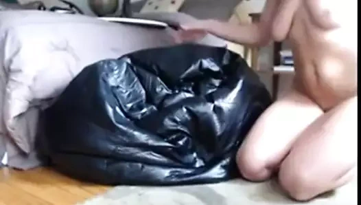 Amatör camgirl anal ve kedi mastürbasyon ve oyuncak