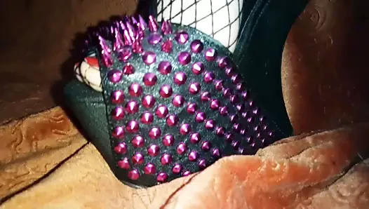 Bayan l mızrak aşırı yüksek topuklu.