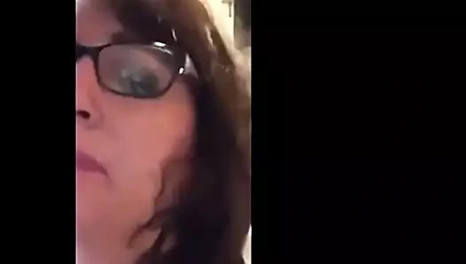 Bayan emme kapalı benim arkadaşım reggie