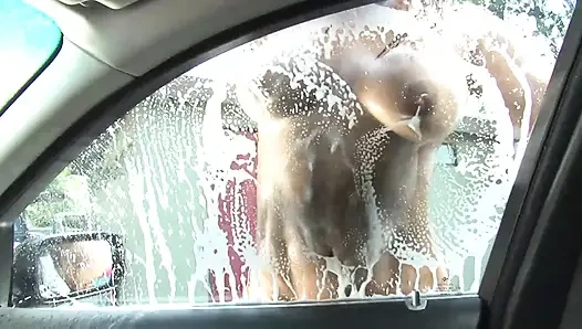 Yaz mevsiminde mükemmel bir kaltakla harika bir his...