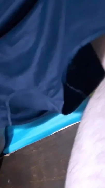 "Ateşli liseli kız minyon dersten sonra sert sikişmeme ve sıkı ve ıslak amını içine boşalana kadar derine sokmama izin veriyor" den güçlü an