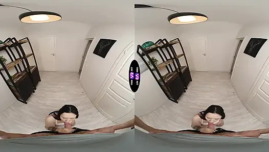 Rihanna Black komşusunun sabah sürprizi için havlusunu düşüriyor - teenmegaworld