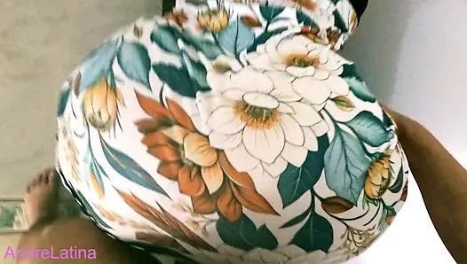 Single mom urges my cock