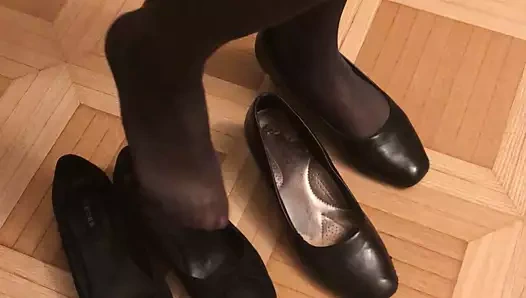 Külotlu çoraplı seksi daireler