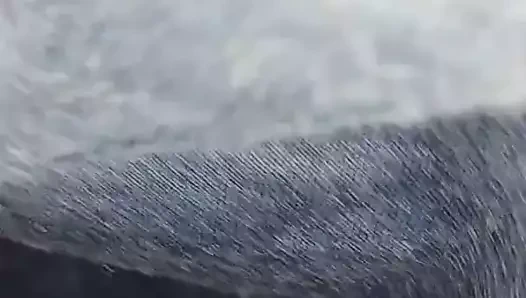 Kuzen izin ver bana boşalmak üzerinde ona