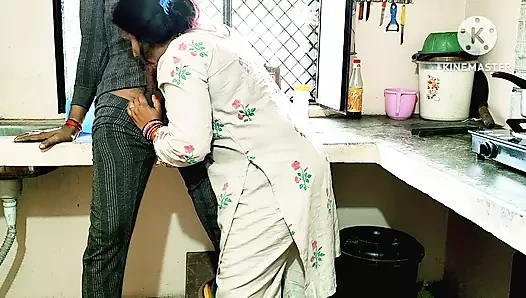 Hintli evli kadın sert