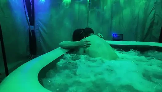 Little fuck in the SPA amateurs french