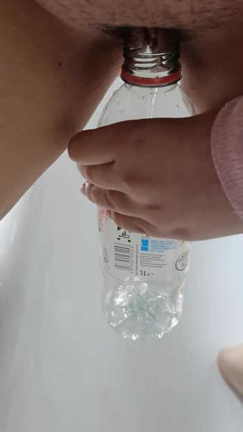 I tried to pee in the bottle