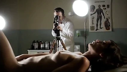 Lizzy caplan - seks ustaları 05b