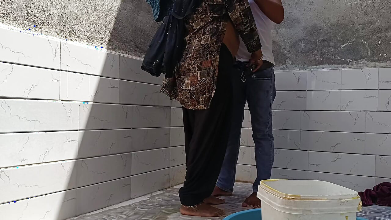 Pati Bahar Gaye padosi