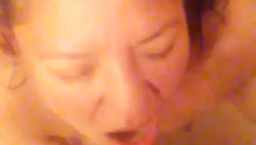 Boşal ya da işe, ben senin sürtüğüm