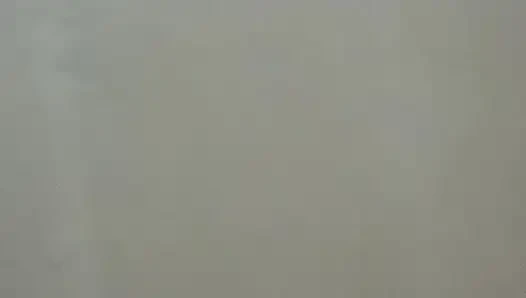 Göğüslerime aç olduğunu biliyorum