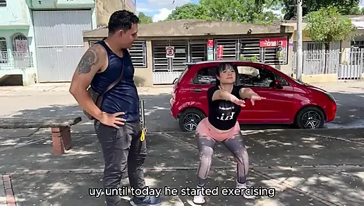 Big-assed Colombian anal sex with a stranger in a public park in colombian