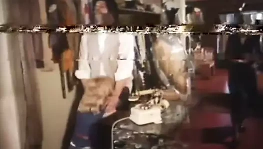 siyah ipek sarışın (1979)