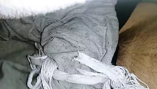 Hintli yenge evde sevgilisi tarafından sikiliyor kayınbiraderi desi yengeyi domaltarak sikiyor