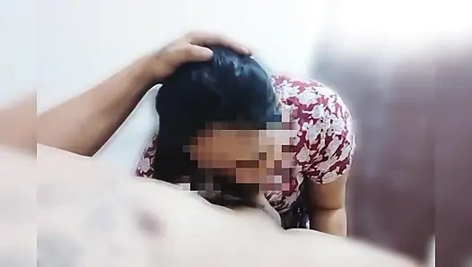 Hamile evli kadın sakso çekiyor