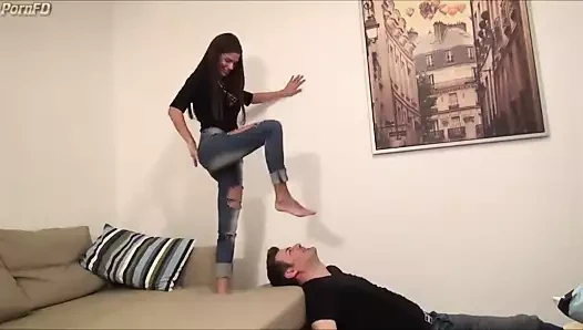 Lady Marie'nin ayakları