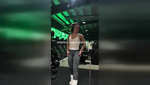 Instagram Live Wypadek: 18yo Virgin Gangbang - dziury zniszczone i zalana!