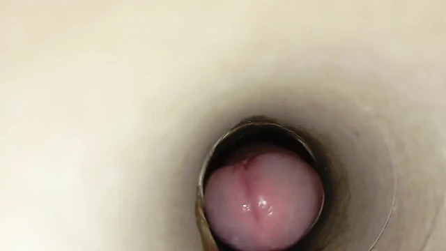 Big Cock Continues Fucking And Cums Inside The Hole Close