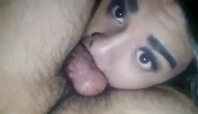 Travesti mamada profunda