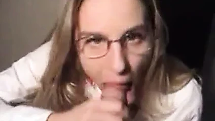 Gırtlağına kadar alma kraliçesi