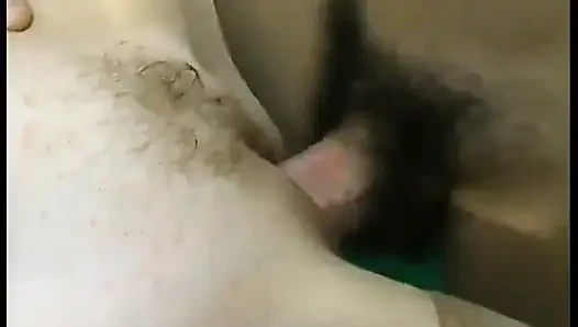 Dede yeni bir araba karşılığında genç bir kaltağı sikiyor