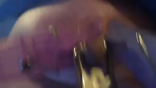 Bayan gina için mandallar.