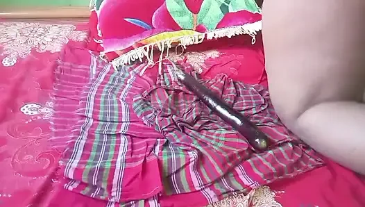 Arka taraftan patlıcan sokarak eğlendim.