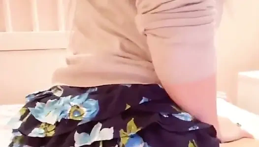 Yüzünü göt deliğime sok, ıslak osuruklar çıkıyor!