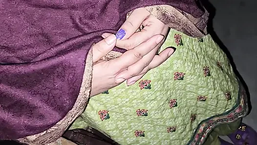 Гладкий Массаж Тетушки С Большими Сиськами В Любительском Видео С Разговором Хинди