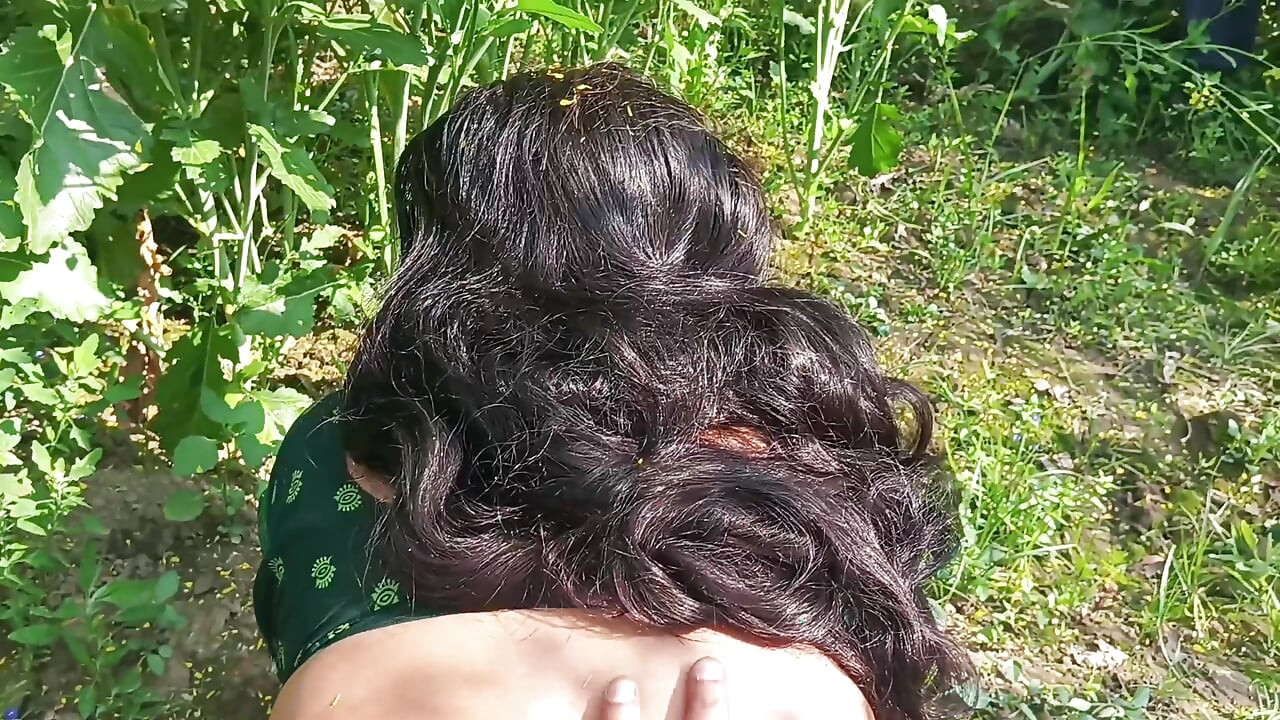 Hintli üvey anne ve üvey oğlu açık havada anal ateşli video desixxxbhabhi2