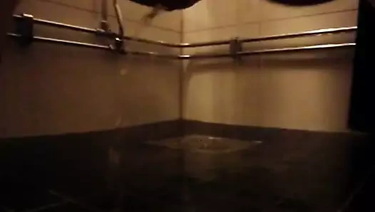 Sadece işemek içinde the duş tekrar