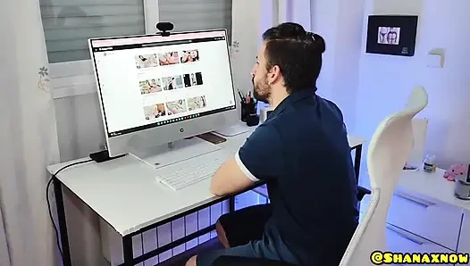 Tatlı sakso sikiş kovboy kız göğüslerine boşalıyor